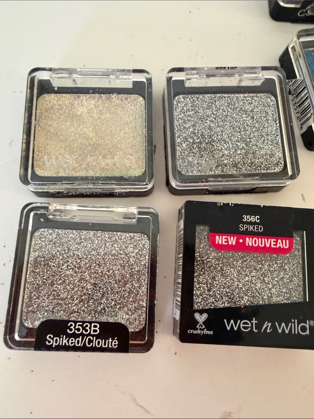 wet n wild Glitter Single Eyeshadows, Blue,Silver,Gold,Pink, Cream for face&body - Picture 2 of 5